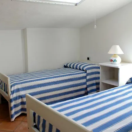 Casa Vacanze Il Corbezzolo - Golfo Di Marinella Apartment