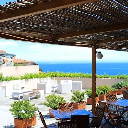 Apartment Casa Vacanze Il Corbezzolo - Golfo Di Marinella