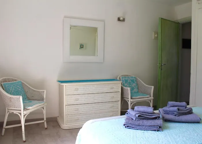 Casa Vacanze Il Corbezzolo - Golfo Di Marinella 公寓 罗通多港