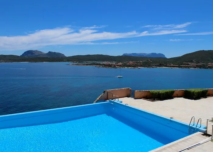 公寓 Casa Vacanze Il Corbezzolo - Golfo Di Marinella 罗通多港